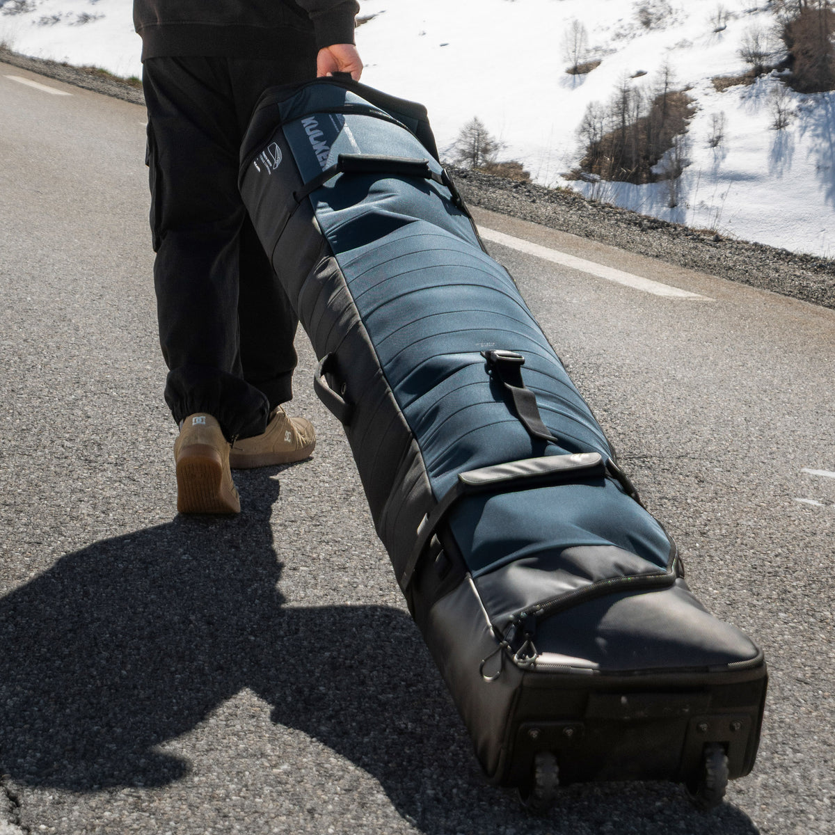 Kantaja™ Double Roller Ski Bag