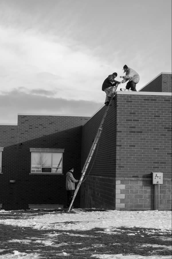 Lupe Hagearty Set Up Extreme Street Ski Film